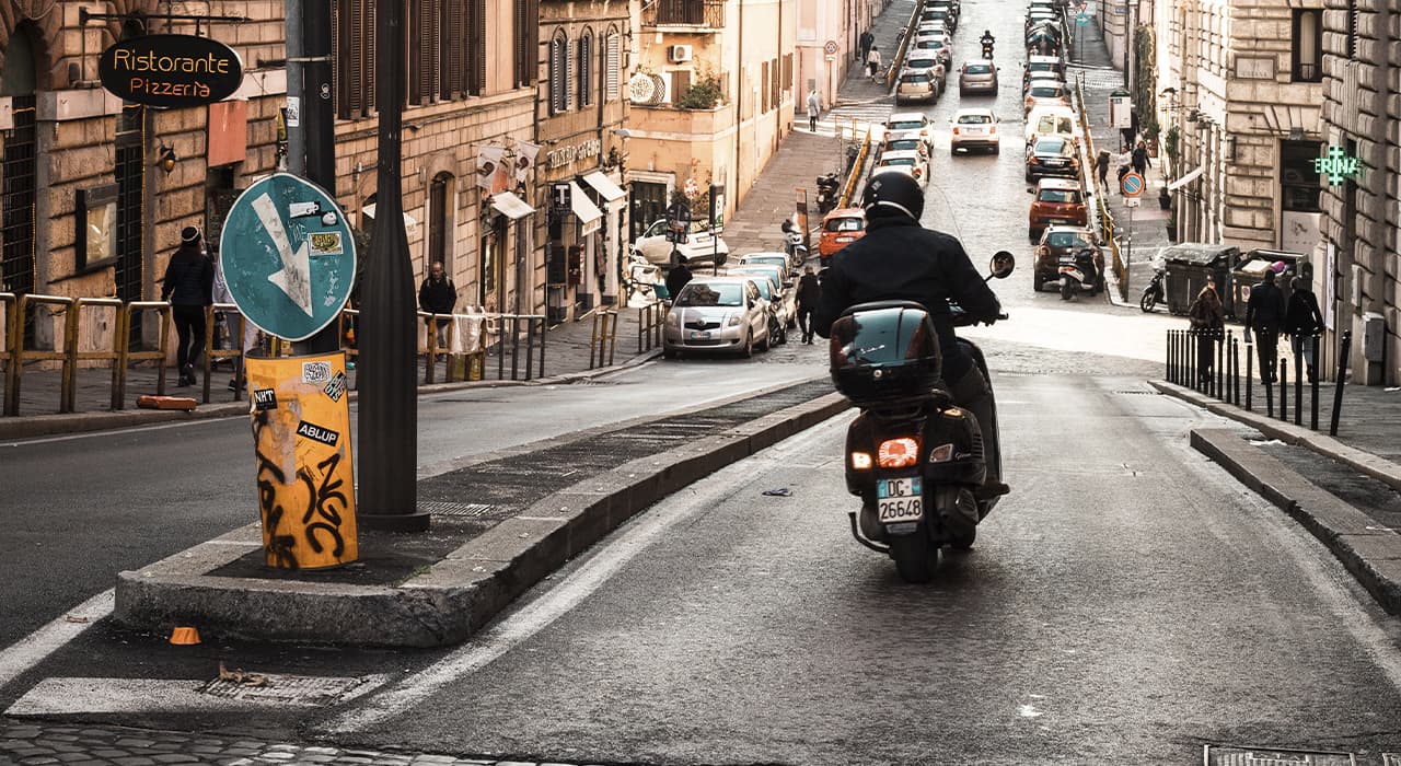 Pros and cons of electric transport