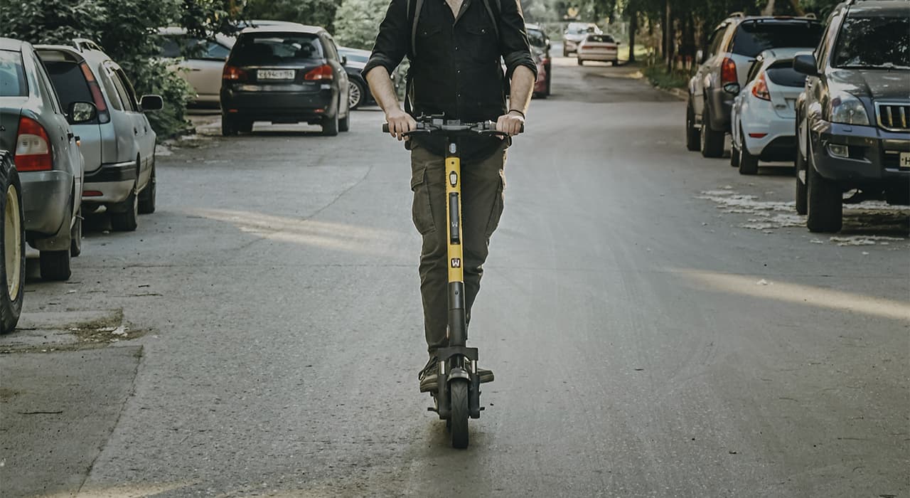 Pros and cons of electric scooters
